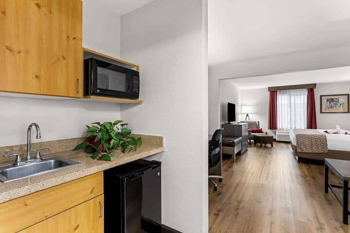 Room 16 of 31